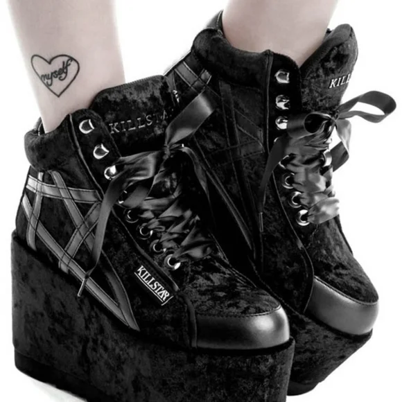 Killstar: Malice Platform Trainer [Velvet], Women's Sz 7 (runs big), Like New - Picture 13 of 13